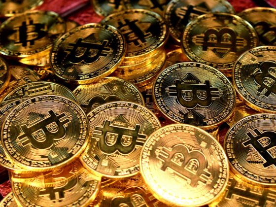 Bitcoin Risks Drop Below 0K