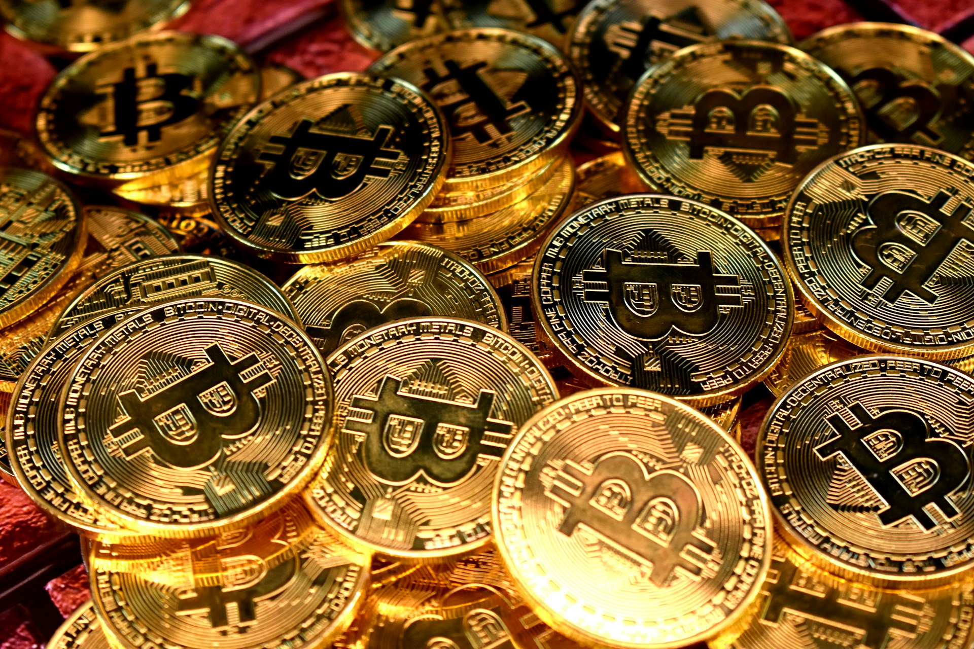 Bitcoin Risks Drop Below $110K