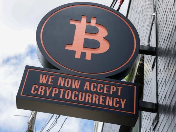 Bitcoin extends rally, hits record high above 4,000