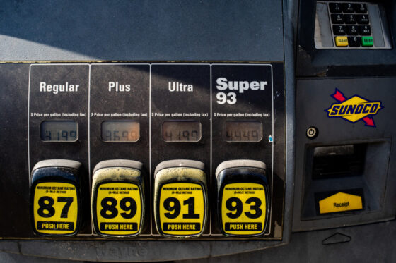 Bonus for the economy: lower oil, gas prices ahead