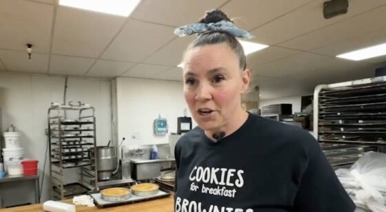 California bakery had 2K go missing, bank account frozen over clerical error. Are US banks allowed to do that?