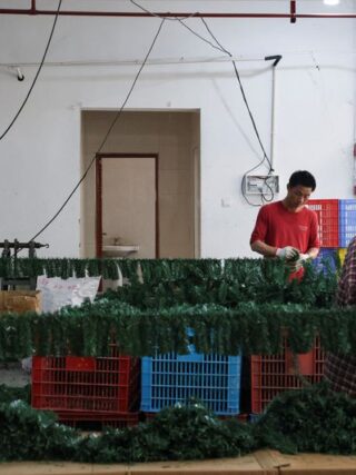 China tariff delay does little to save the holidays