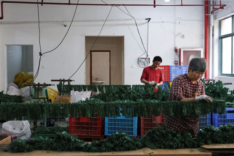 China tariff delay does little to save the holidays