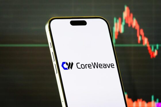 CoreWeave stock plummets as AI cloud company reports ‘deteriorating’ operating income outlook