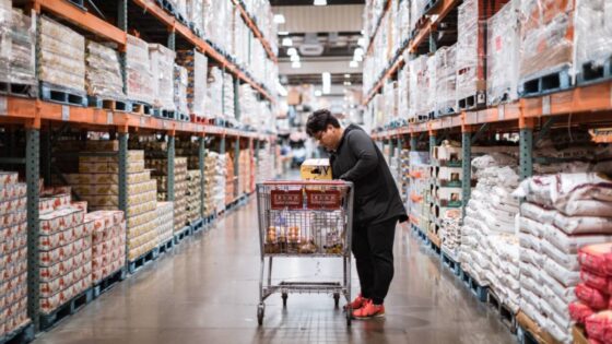 Costco makes bold move that could scare Home Depot