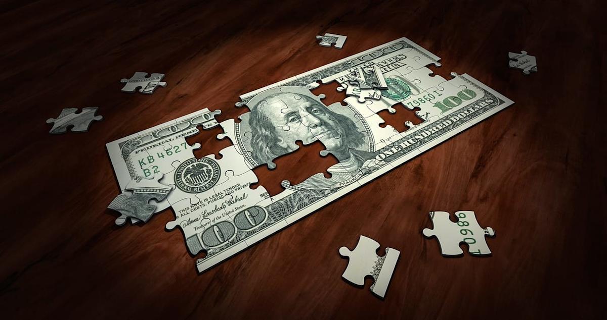 Dollar Erases Early Gains as T-note Yields Fall