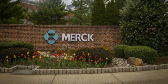 Dow Loses About 350 Points After Record-Breaking Run