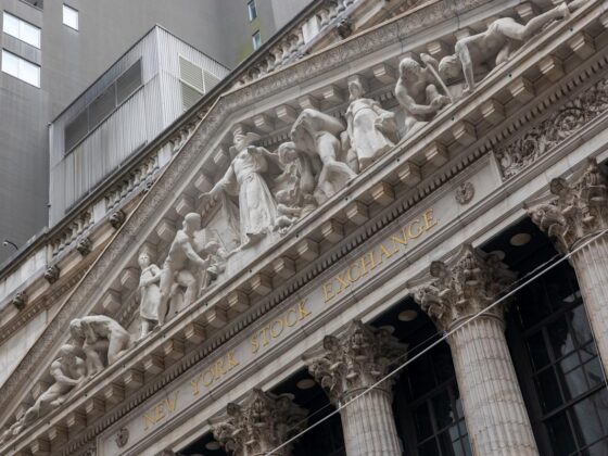 Dow, S&P 500, Nasdaq retreat as Wall Street eyes Walmart earnings, Jackson Hole kickoff