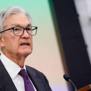 Federal Reserve Keeps Interest Rates Steady