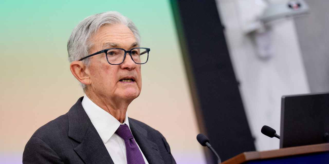 Federal Reserve Keeps Interest Rates Steady