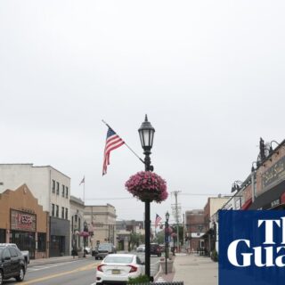 First the great migration, now the big hold: why workers are staying put | US small business