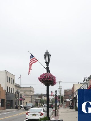 First the great migration, now the big hold: why workers are staying put | US small business