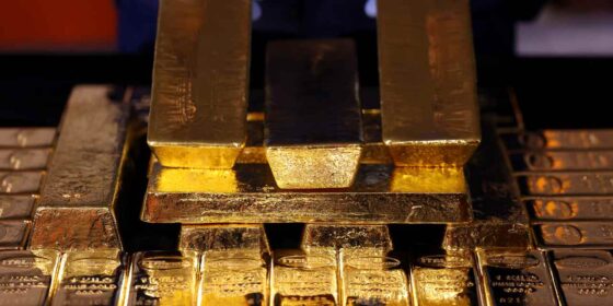 Gold Is Smokin’. But There’s One Way You Don’t Want to Play It.