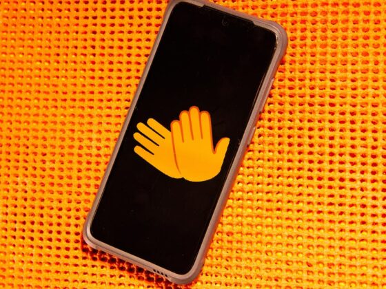 Google Will Now Blur Nude Photos in Your Messages. Here’s How to Turn It On (or Off)