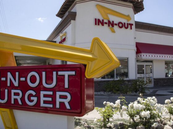 Habit Burger & Grill trolls In-N-Out with new billboard