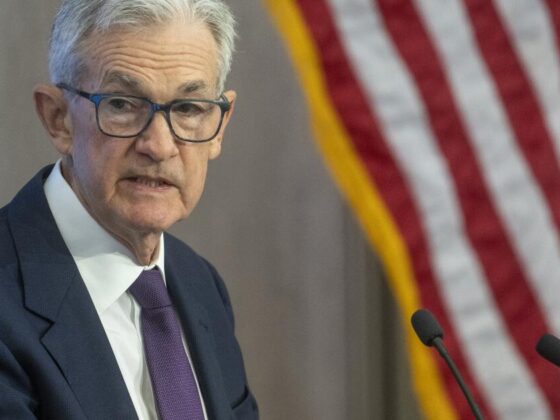 Hiltzik: Do you really want Trump directing monetary policy?