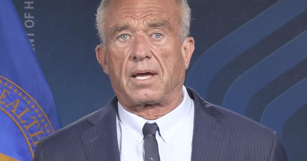 Hiltzik: RFK Jr.'s cancellation of mRNA vaccine research is folly