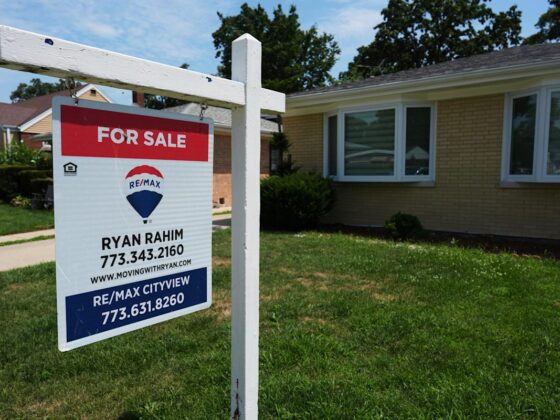 Homeowners turn to cash-out refinancing to take advantage of big gains in home equity