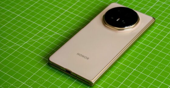 Honor launches the world’s thinnest foldable in Europe