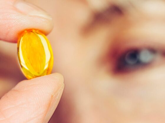 Improve Eye Health With These 6 Best Vitamins and Supplements
