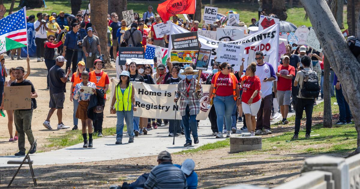 Labor groups protest renewed immigration raids in Los Angeles
