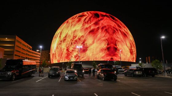 Las Vegas Sphere sells 120,000 tickets for Wizard of Oz screenings: CEO