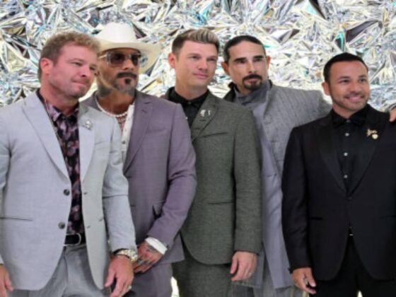 Las Vegas Strip Sphere signs huge band to longer residency