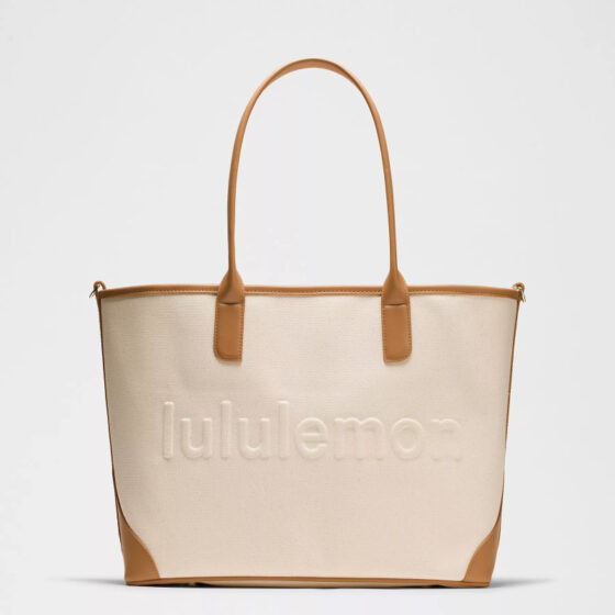 Lululemon is selling a 8 tote bag for only , and it's a 'great size' for work or travel