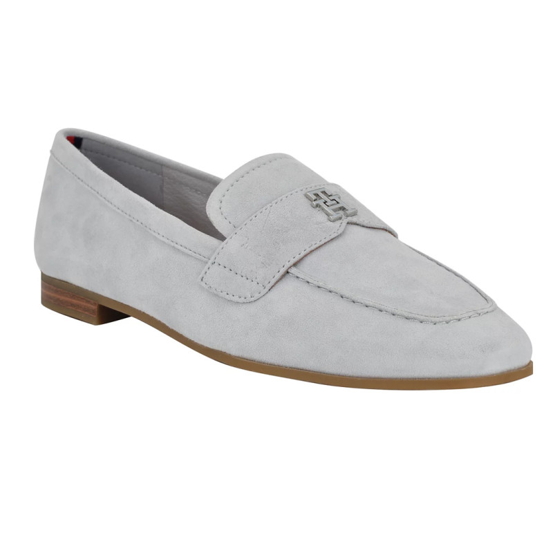 Macy’s has 'very chic' Tommy Hilfiger loafers on sale for just $45