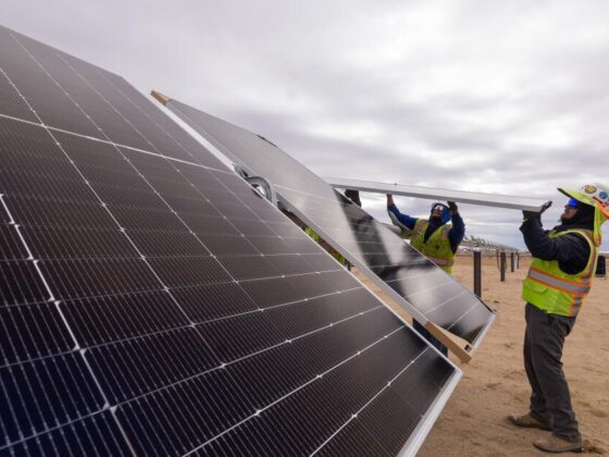 Major clean power plant serving L.A. goes fully online in Kern County