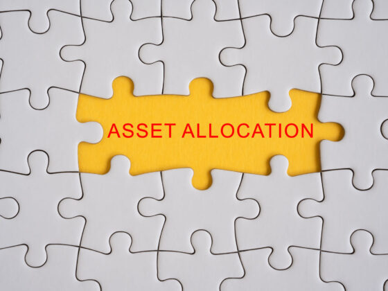 Managing Regret Risk: The Role of Asset Allocation
