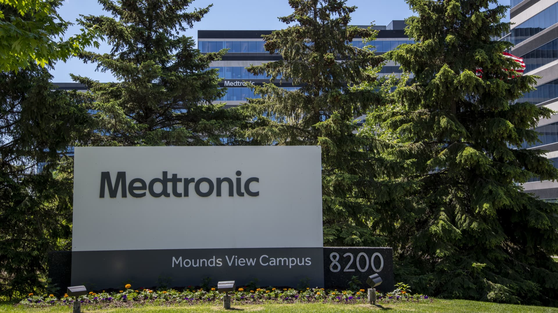 Medtronic makes two key additions to its board. How activist Elliott can build shareholder value