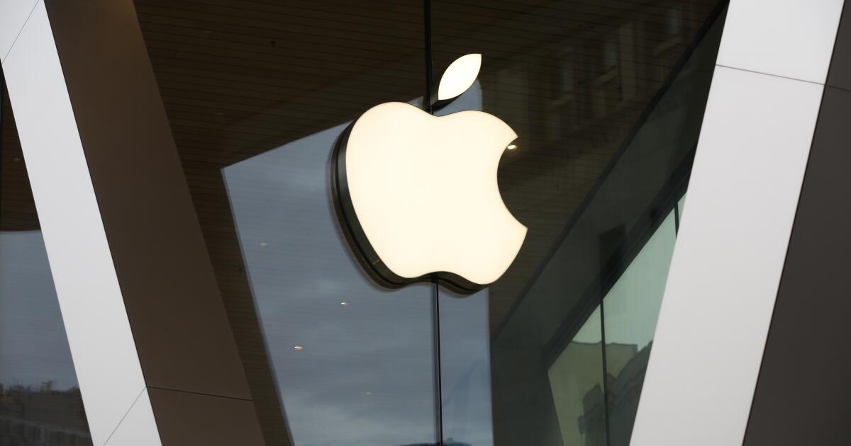 Musk's xAI sues Apple and OpenAI, escalating his legal battle