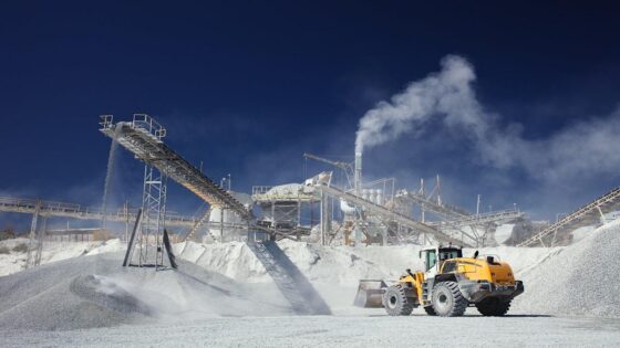 NIU Invest acquires majority stake in Critical Metals