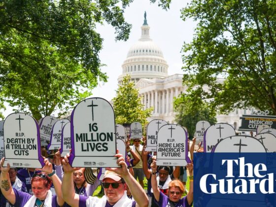 Nearly 1,000 ‘worker over billionaire’ actions planned for Labor Day in US | US unions