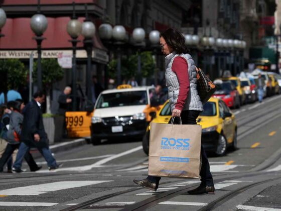 Off-price retailer Ross flashes another sign that consumers are seeking discounts this fall