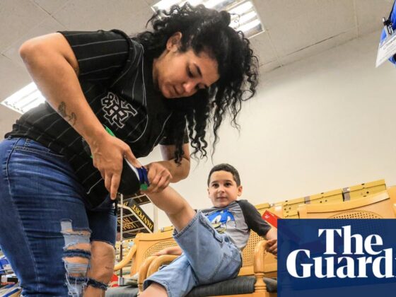 Parents in the US: how are tariffs affecting prices for back-to-school supplies? | Trump tariffs