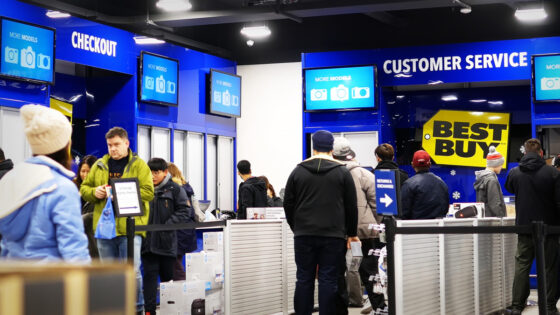 Popular Technology Retailer Closing Dozens of Stores