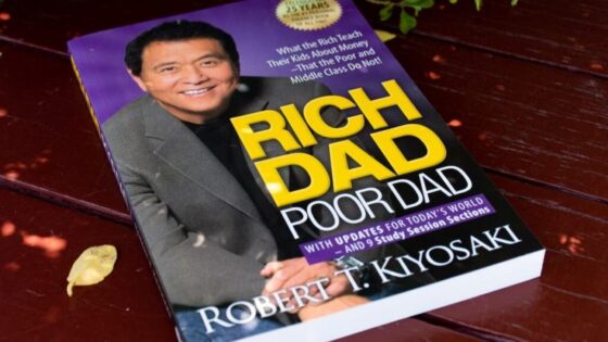 Robert Kiyosaki Says Most Poor People Are Poor Because They Break These Two Laws of Money