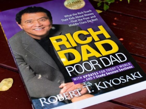 Robert Kiyosaki Says Most Poor People Are Poor Because They Break These Two Laws of Money