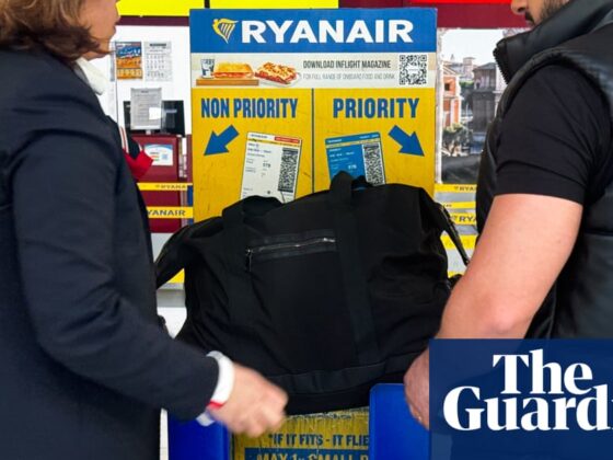 Ryanair to raise bonus to €2.50 for staff who spot oversized cabin bags | Ryanair