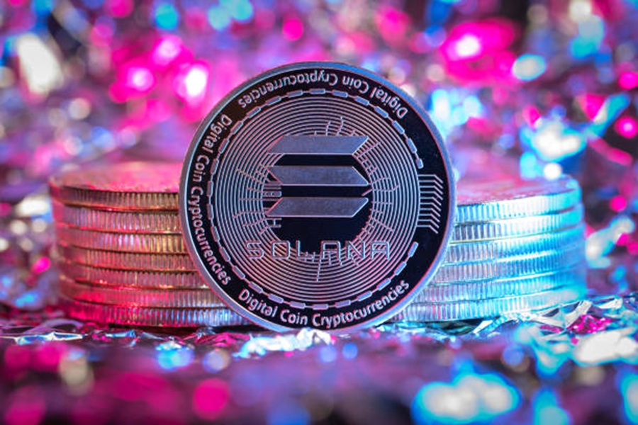 Solana Trading Range Indicates Potential Price Fall To $160