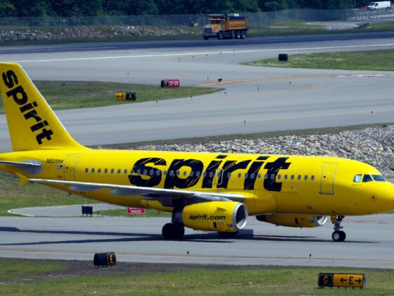 Spirit Airlines files for bankruptcy again but vows to keep flying
