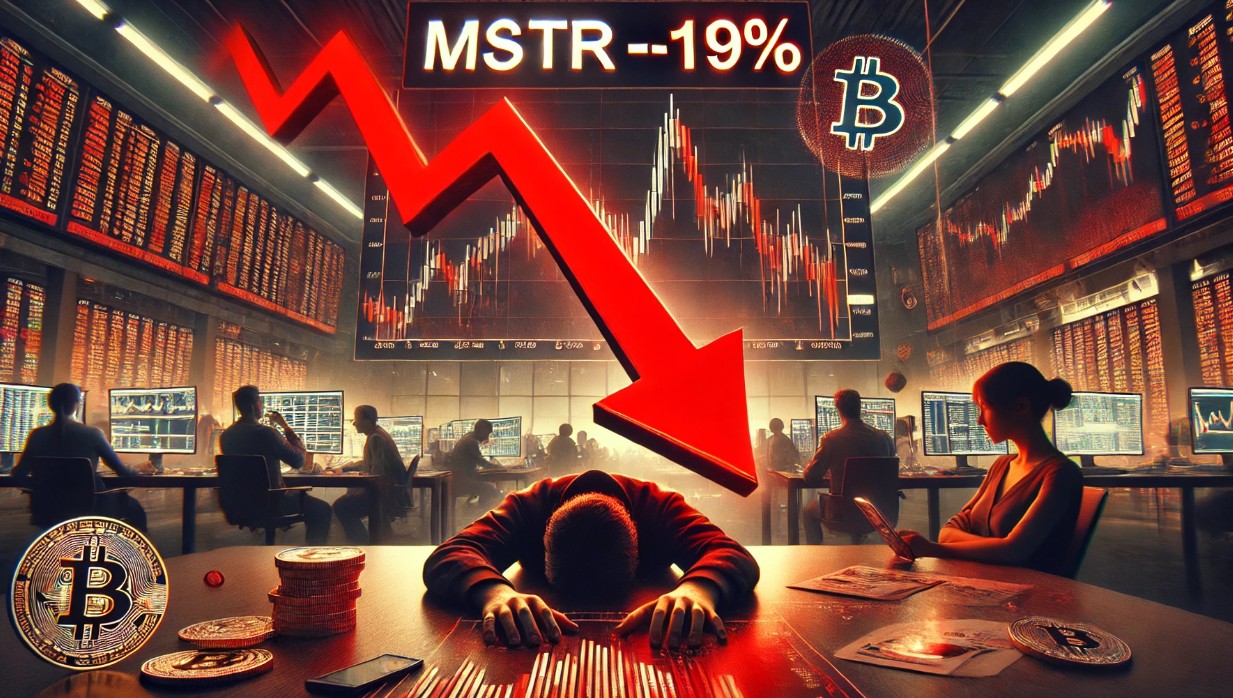 Strategy (MSTR) Stock Slides 19%, Analyst Expects Further Declines