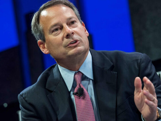 The stocks with the biggest recent sales by executives include UAL, SCHW