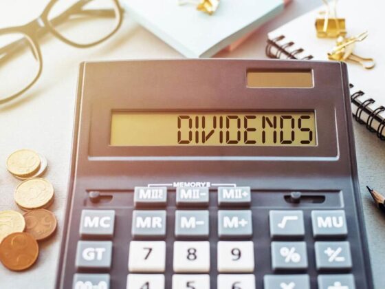 This Dividend Stock Yields Almost 7.5% and Looks Set To Gain from Trump’s Trade Deals: Time to Buy?