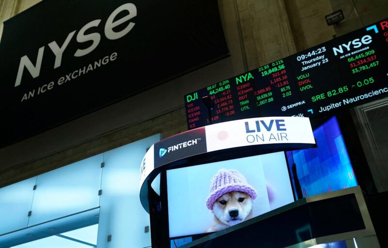 US stock futures higher following weak jobs report