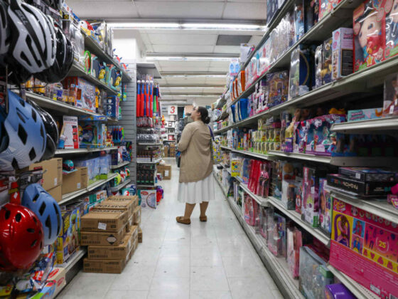 U.S. stock futures inch higher ahead of inflation reports this week