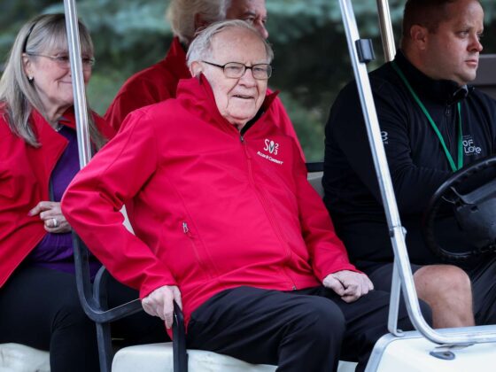 UnitedHealth Stock Climbs After News of Berkshire Stake