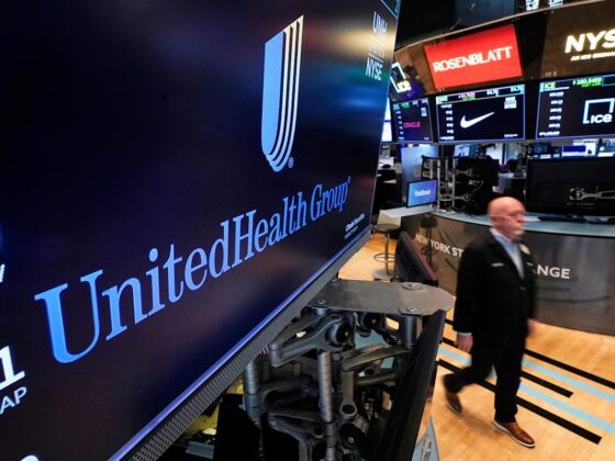 UnitedHealth stock pops on Buffett’s Berkshire share purchase